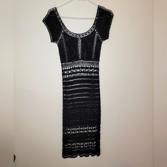 Crochet black dress overlay - Picture 2 of 2